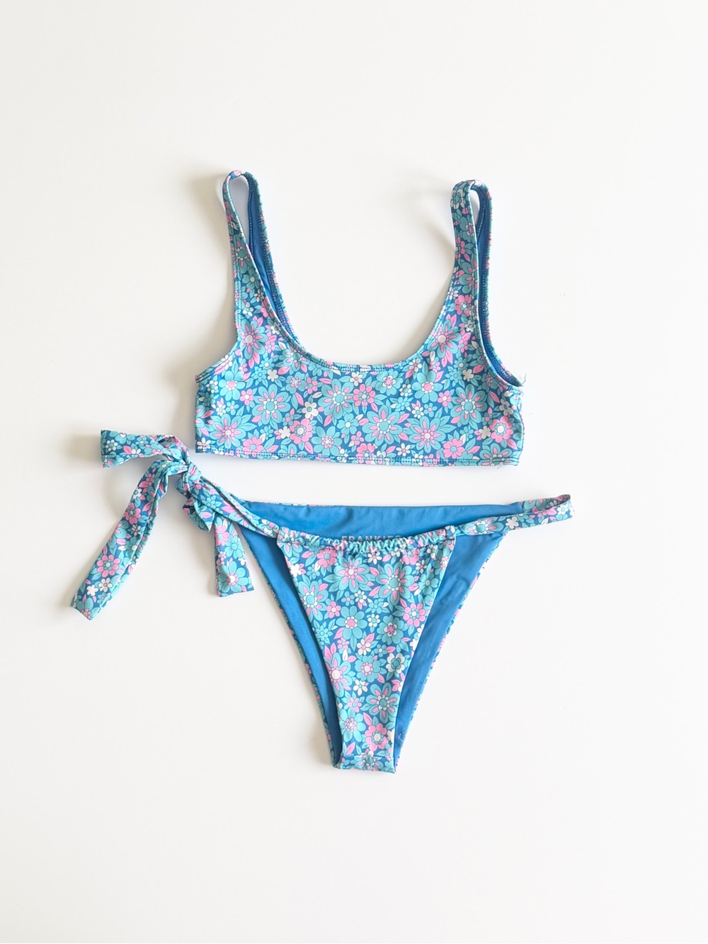 Frankies Bikinis XS/SMALL blue floral print bathing suit bikini set